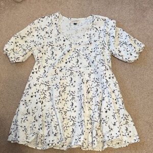 Universal Thread White Floral V-Neck Mini Dress